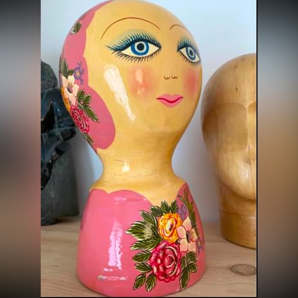 RARE•VINTAGE HANDPAINTED PAPER MACHE MANNEQUIN HEAD HUGE EYES CORNELL